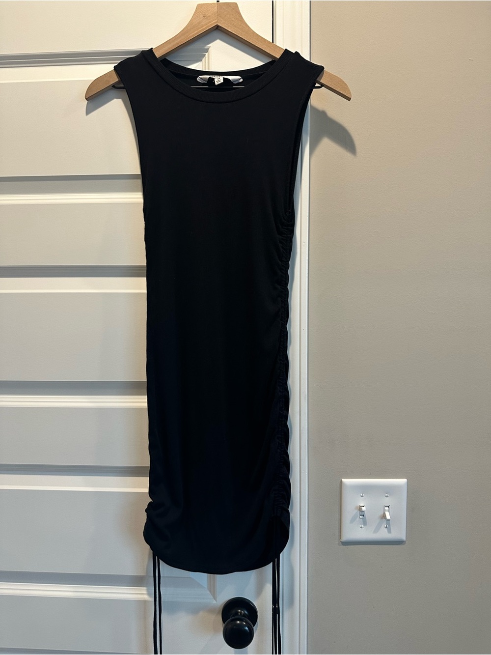 BB Dakota Black Ribbed Sleeveless Dress